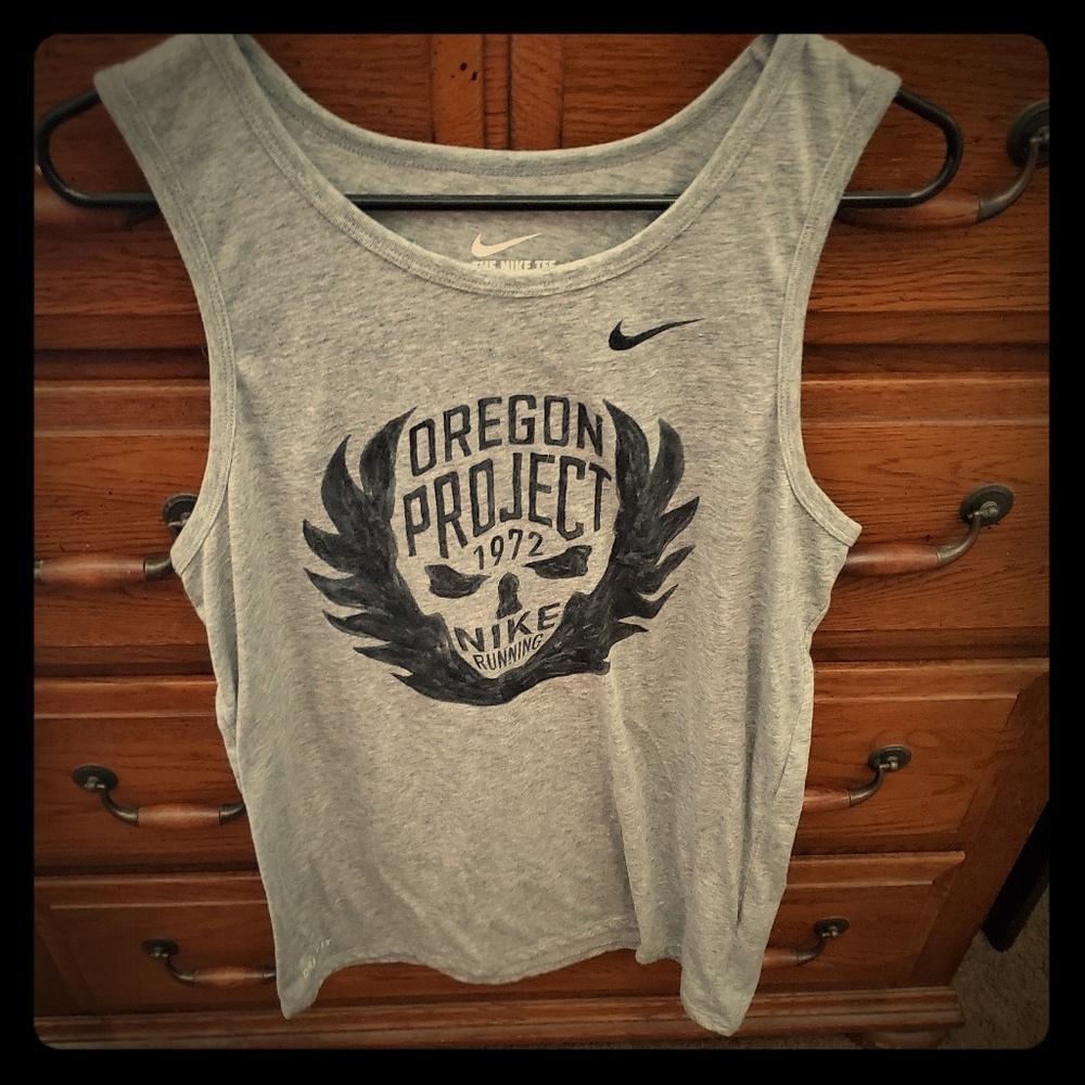 Driving fit Nike tank top